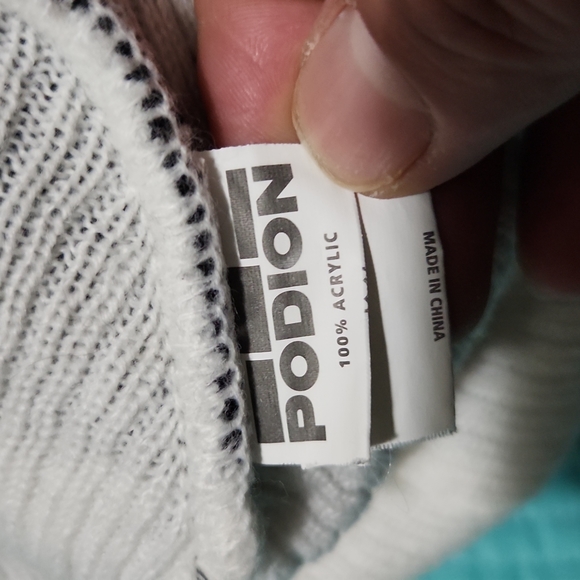 NFL RAIDERS TOQUE - Picture 3 of 5